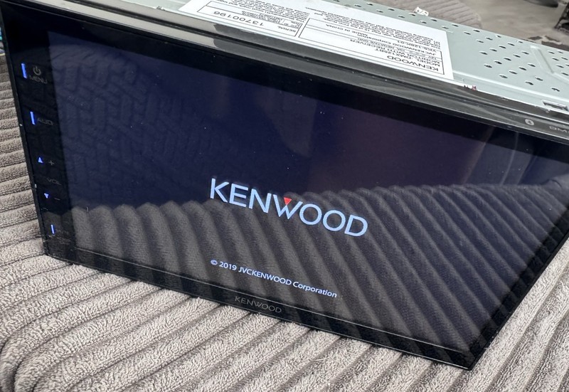 Kenwood DMX125BT Double DIN Bluetooth Android Mirroring 6.8″ Stereo w/ Scosche