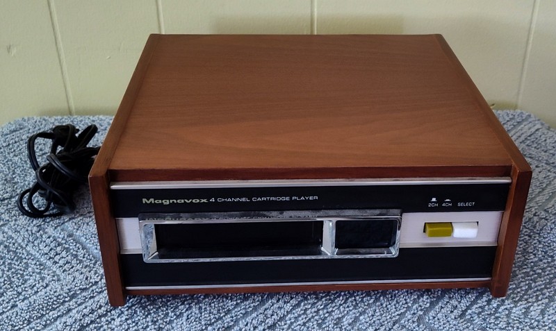 Rare Vintage Magnavox 8-Track Tape Player Adjust Console Style 1K8872 4 Channel