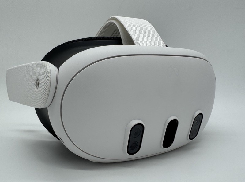 *SEE PHOTOS* Meta Quest 3, 512GB VR Headset (HEADSET ONLY) *see front lens* [M9]