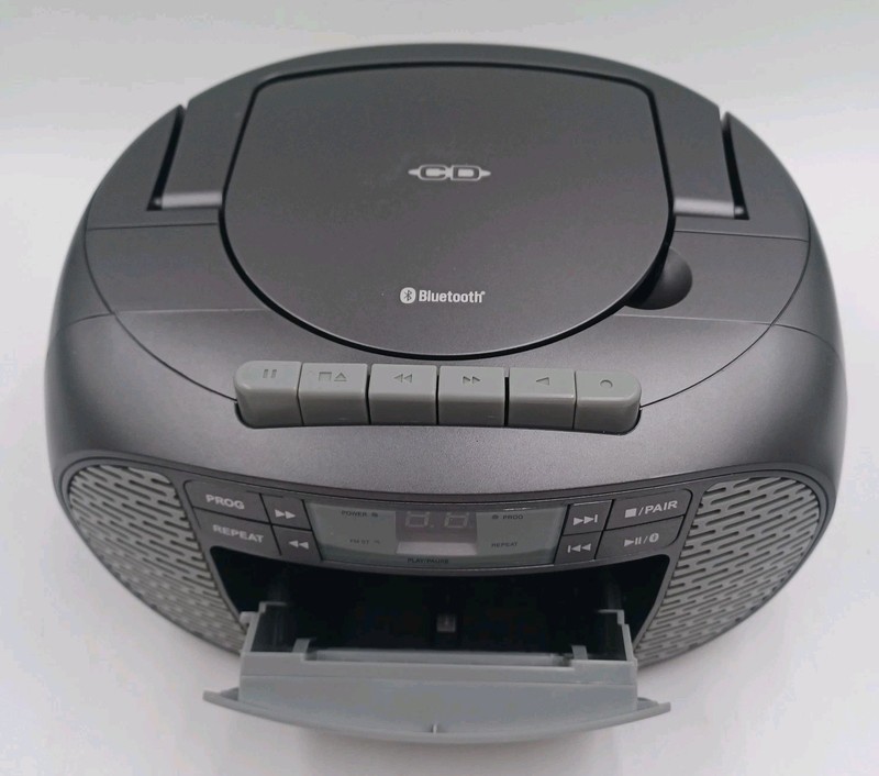 NEW Jensen CD550 Portable Stereo Compact Disc Cassette Recorder with AM/FM Radio gallery