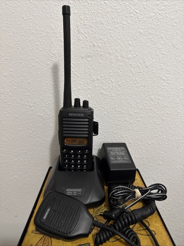 Kenwood TK 270G 1 VHF FM Transceiver