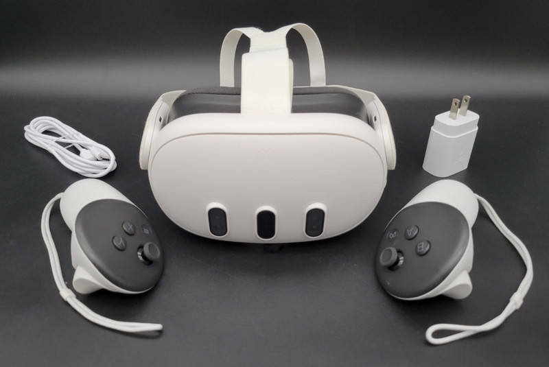 Meta Quest 3 128GB Standalone VR Virtual Reality Gaming Headset with Controllers