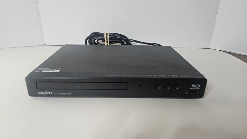 Sanyo DVD Player FWDP105F – Tested/Working – No Remote
