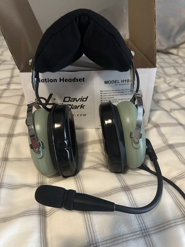 David Clark H10-13S Noise Reduction Aviation Headset w/ Boom Mic