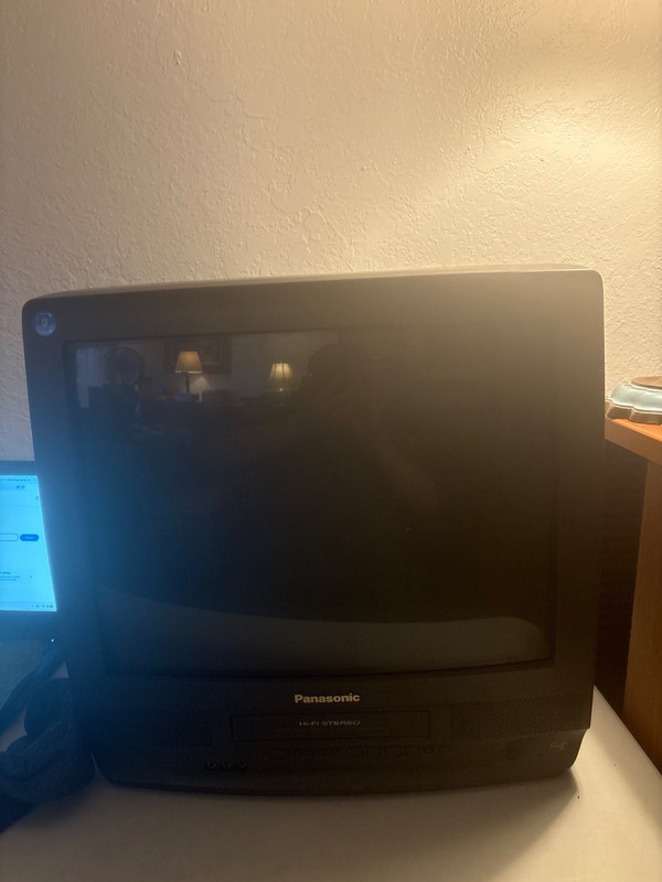 PANSONIC PV-M2089 CRT TV VCR COMBO 20″ OMNIVISION RETRO GAMING PARTS REPAIR ONLY
