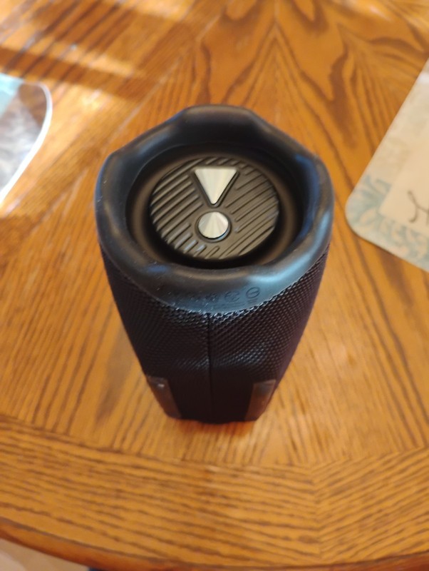 JBL Charge 6 Portable Bluetooth Speaker Black gallery