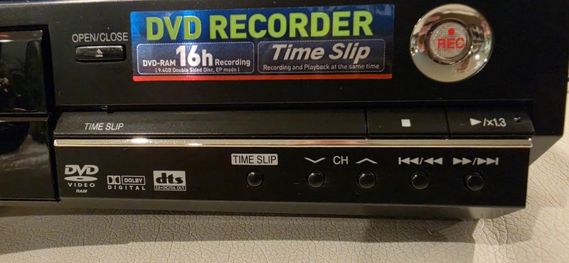 Panasonic DMR-E55P DVD Video Recorder RAM DVD-R No Remote - Japan- Excellent Con gallery