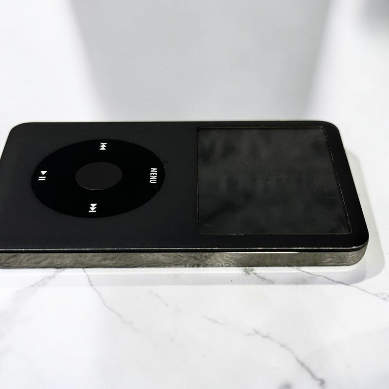 Apple iPod ClasApplesic 7th Gen 160GB MC297J Black MB297J/A Tested Working Japan gallery