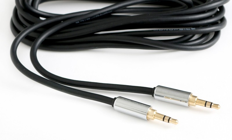 Male to Male Auxiliary Cord 10ft Mobile 3.5mm Stereo Audio Cable - Gold Plated