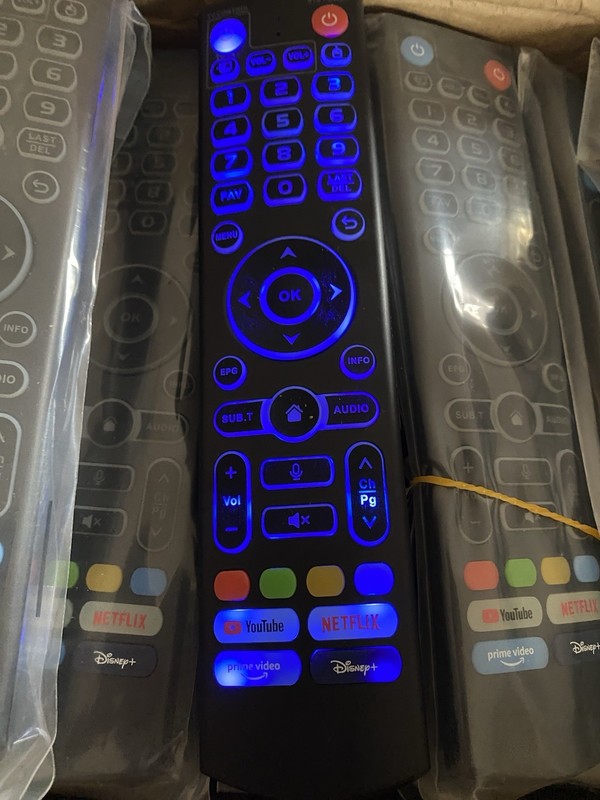Universal Backlit Bluetooth Voice Remote. vSeeBox, MAGAbox, SuperBox, Supercaja
