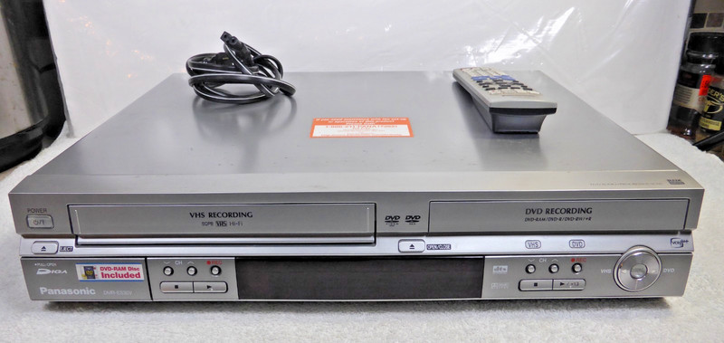 Panasonic DMR-ES30V DVD-RW Recorder VCR Combo DVD/VHS Dubbing TESTED