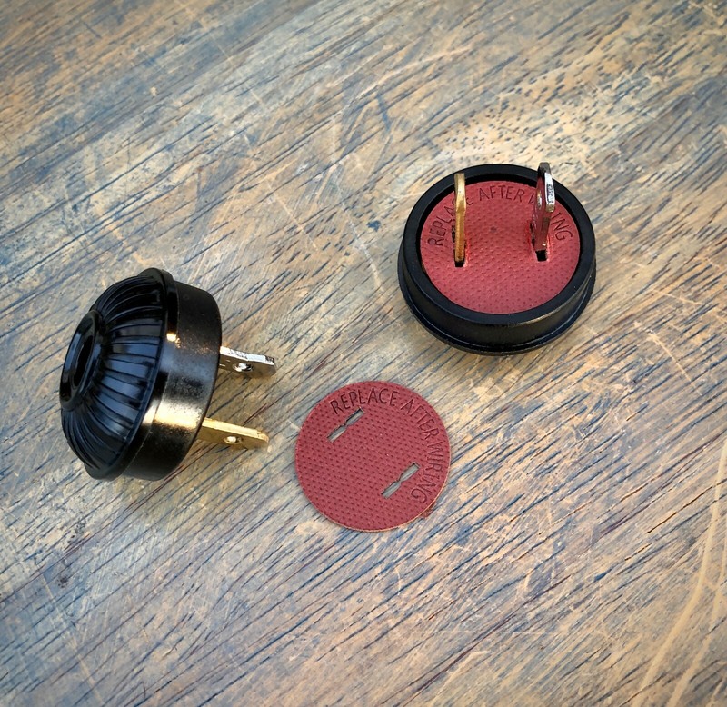 10 Round Insulator Discs - Paperboard plug cover, Red, vintage bakelite circluar gallery