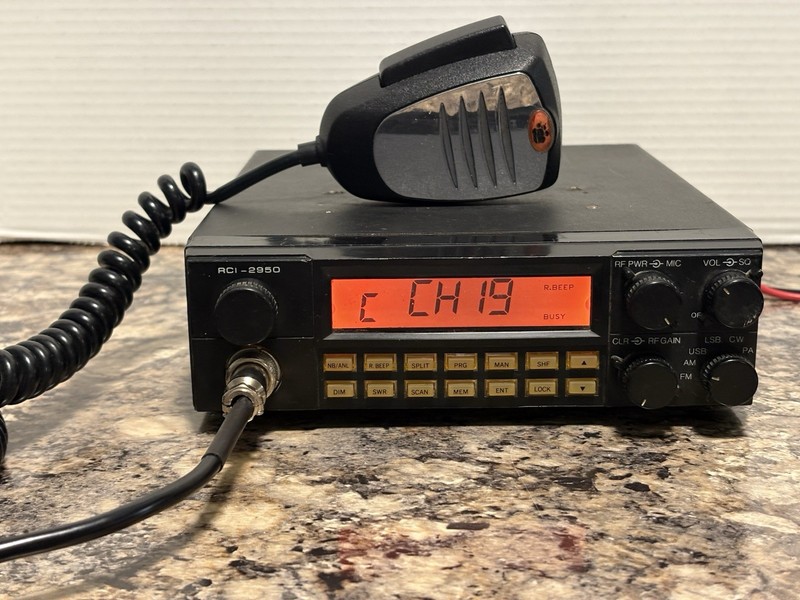 Ranger RCI-2950 26-32MHz 10m 11m AM/FM/SSB/CW CB Radio, Mic, Tested & Working