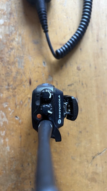 Motorola XPR 6550 UHF 403-470 gallery