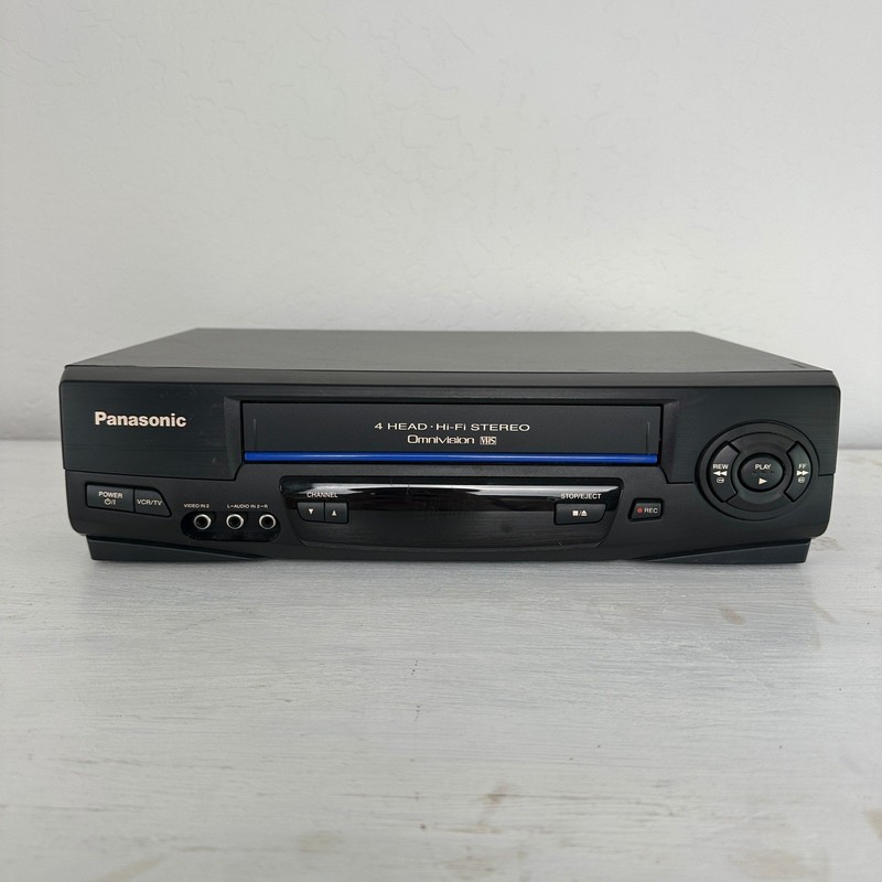 Panasonic VCR Unisex OS Black PV-V4521 Omnivision 4 Head Hi-Fi Stereo VHS Player