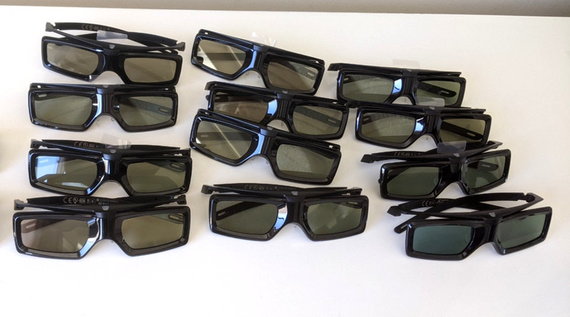 1 Original Sony TDG-BT400A Active 3D Glasses – New / Unused – Authentic