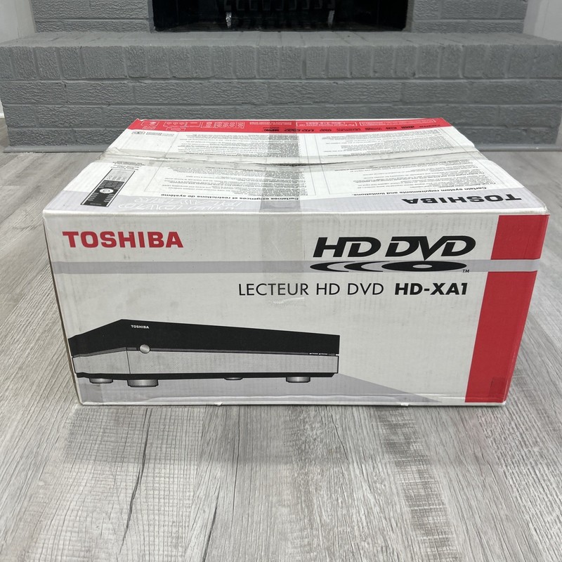 NEW Toshiba HD DVD Player Model HD-XA1 Lecteur in box