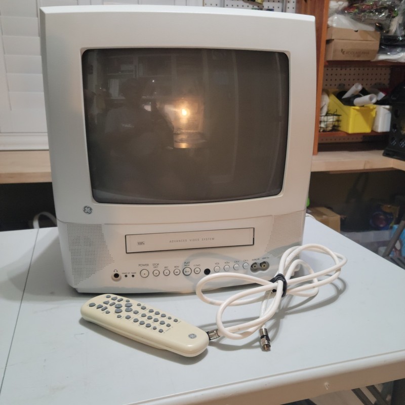 General Electric 13 TVR72 TV Combo Working Remote Control Cable White FOR PARTS