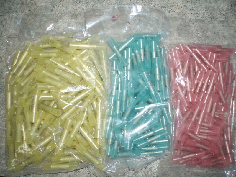 300 PIECES RED YELLOW BLUE NEW 3M HEATSHRINK HEATSHRINK WIRE CONNECTOR USA