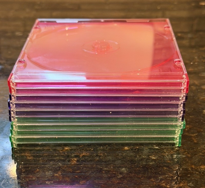  Vintage Empty CD/DVD-RW Jewel Case Lot of 10 Slimline 5.2mm multi-colored. EUC 