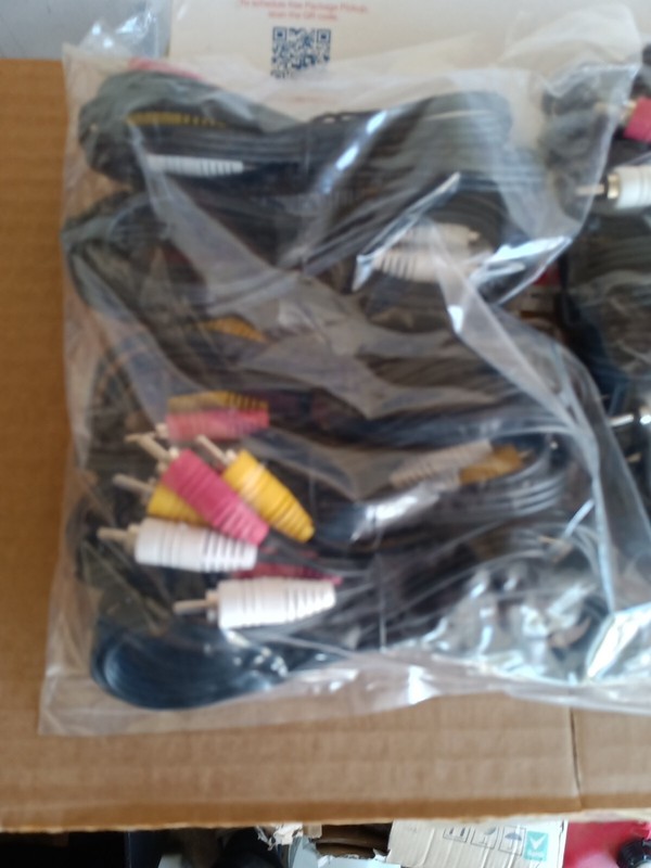 Pack of 10 AV Male to Male 3 RCA Audio Video Composite Cable Black (6 feet)