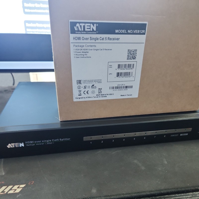 Aten VS1818T HDMI Cat5 Splitter complete set w/ 8 new VE812R receivers