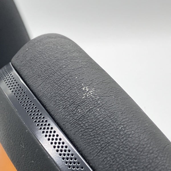 Bowers & Wilkins Px8 S2 McLaren Edition Wireless Noise Cancelling gallery