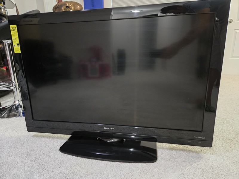 Sharp LC-42SVU LCD 42-inch TV – Local Pickup Only (No shipping)
