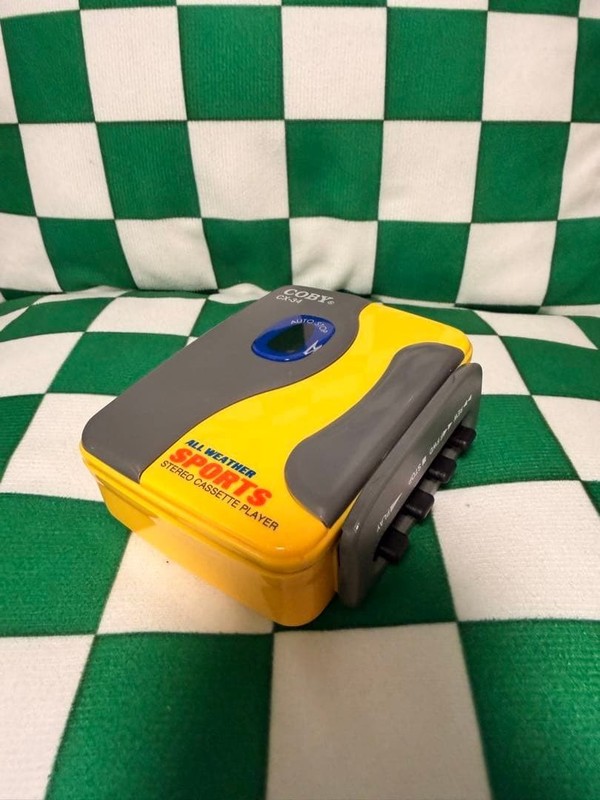 COBY Sports CX-34 Stereo Cassette Player Yellow Vintage Style w/ Headphones