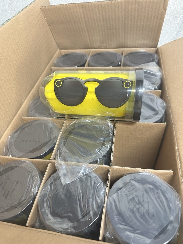 Lot of 14 Snapchat Spectacles 1 Black 2AIRN-001 Brand New Sealed