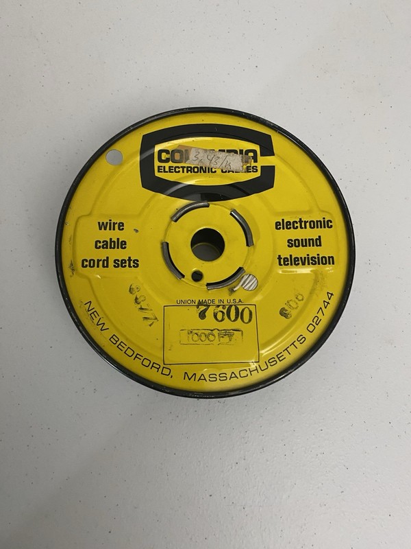 Columbia Electronic Cables Electronic Sound Television 7600 1k Feet (70% Full)
