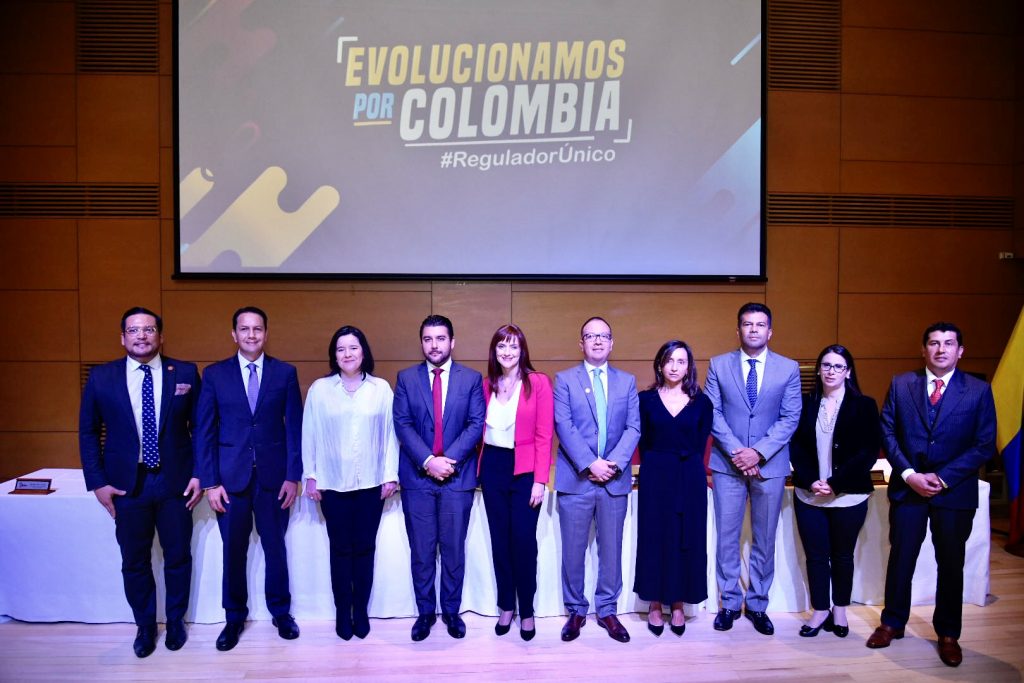 Conformado Regulador Único TIC, Postal y de Contenidos Audiovisuales de Colombia.