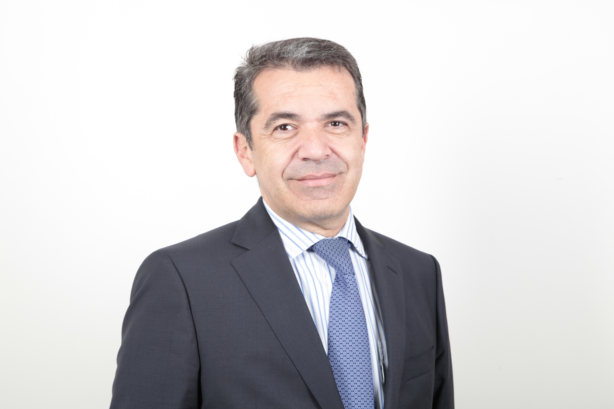 Aumenta el pesimismo de los CEO en Chile: el 98% espera que el crecimiento económico del país empeore este año
