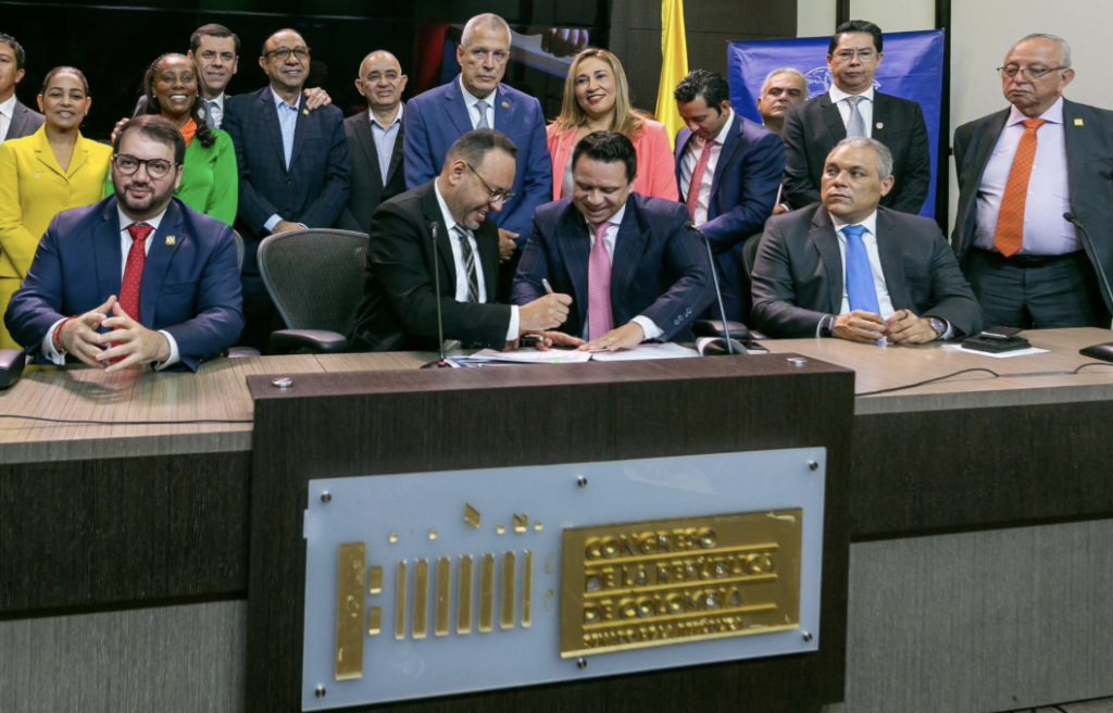 Colombia: Ministerio TIC radica proyecto de ley ‘Internet Solidario’ que establece una tarifa más económica de Internet fijo al estrato uno