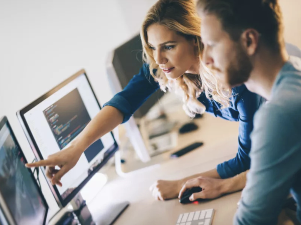 El peligro invisible del “instalar y olvidar”: el error de la ciberseguridad empresarial