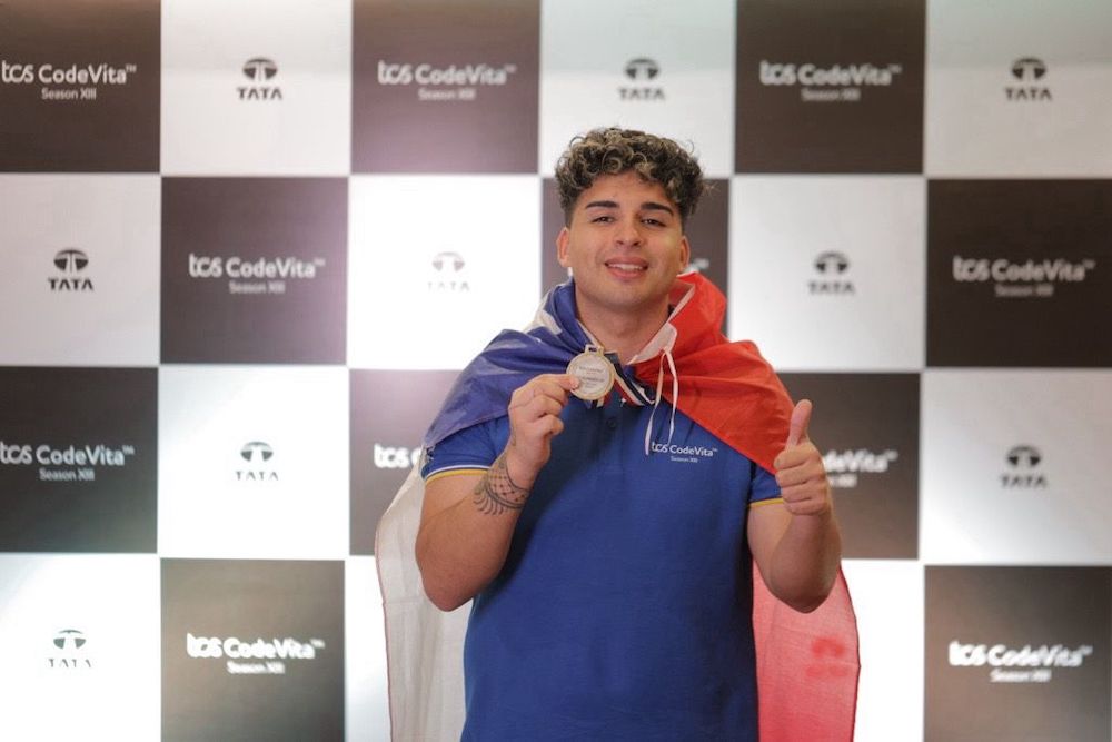 Chileno logra podio en TCS CodeVita y se corona como uno de los mejores programadores del mundo