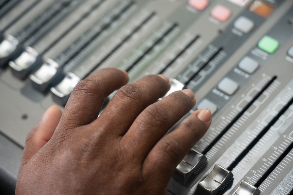 Colombia: Comunidades diferenciales de San Andrés reciben invitación a manifestar su interés en prestar el servicio de radiodifusión sonora comunitaria