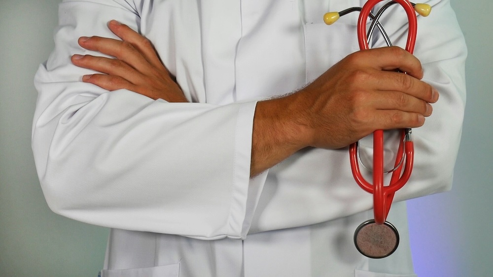 Ni ética ni sensibilidad en sus ataques: ¿cómo se protegen los sistemas de salud en Chile?